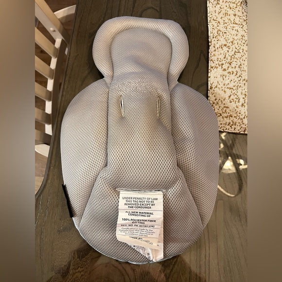 4 Moms Newborn Insert - Cool Mesh - Picture 4 of 4